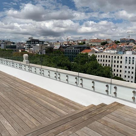 New!! Luxury Avenida Da Liberdade Flat- With Rooftop And Pool Apartment Lisbon Exterior photo